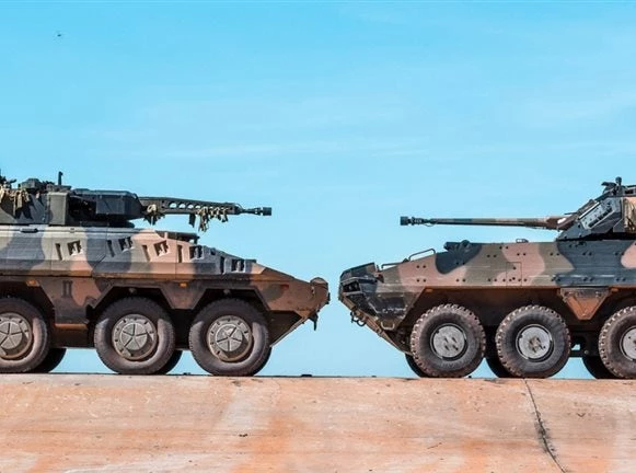 To 81 TV σε επιχειρησιακές δοκιμές: Το νέο τροχοφόρο ΤΟΜΑ της Κίνας (Βίντεο)